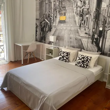 Homestay Quarto Com Varanda Em Arroios 1 *